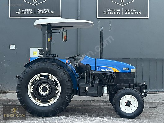 Machinery / Agricultural Machines / Tractors / New Holland / TT75