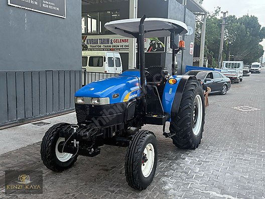 Machinery / Agricultural Machines / Tractors / New Holland / TT75