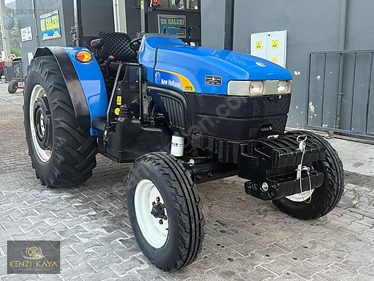 Machinery / Agricultural Machines / Tractors / New Holland / TT75