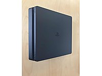 Playstation 4 1TB + 2 kol