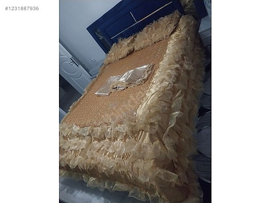 Used & Brand New Items / Home Decor / Home Textiles / Bedspread