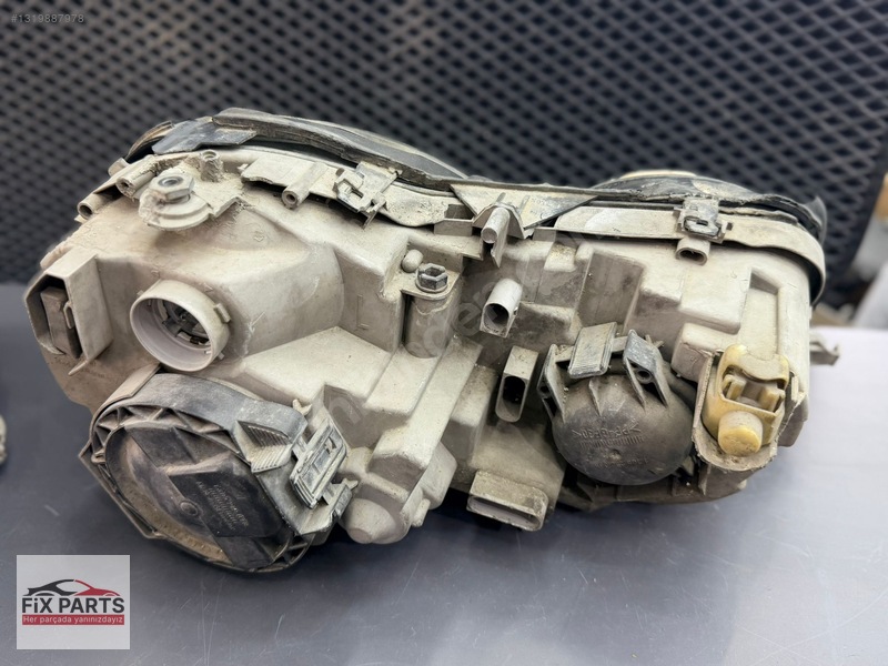 A2158202261 – A2158202161 MERCEDES CL W215 XENON FAR TAKİMİ L R