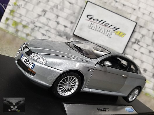 Welly Diecast Model 1:18 Alfa Romeo Araba - 1282887978