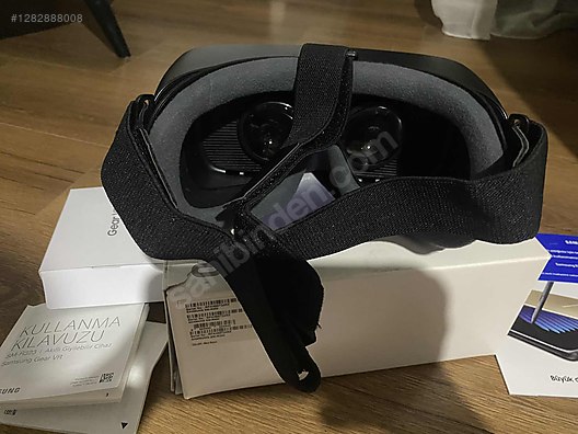 Used & Brand New Items / Cell Phones & Accessories / Wearable Technology / Smartglasses