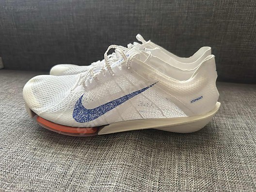 Nike Air Zoom Victory 2 