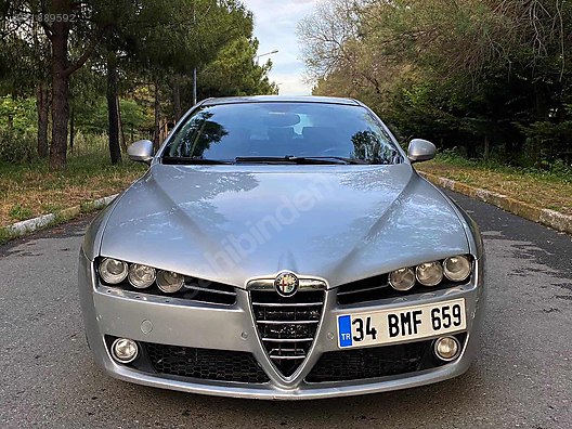 Alfa Romeo 159 1 9 Jtd Distinctive Ici Kirmizi Temiz Otomatik 159 At Sahibinden Com 931889592