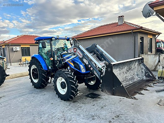 Machinery / Agricultural Machines / Tractors / New Holland / TD100D