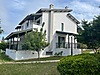 ÇEŞME DE HAVUZLU SİTE İÇERİSİNDE YILLIK KİRALIK 5+1 VİLLA