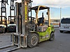 Machinery / Industrial / Carrying & Stacking Equipment / Forklifts / For Sale / Zoomlion