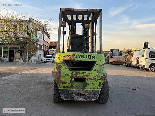 Machinery / Industrial / Carrying & Stacking Equipment / Forklifts / For Sale / Zoomlion