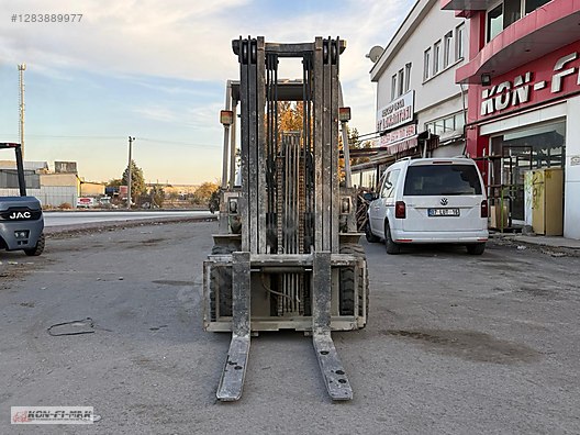 Machinery / Industrial / Carrying & Stacking Equipment / Forklifts / For Sale / Zoomlion