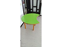 Çocuk çalışma ve oyun masası.