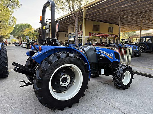 Machinery / Agricultural Machines / Tractors / New Holland / T480s