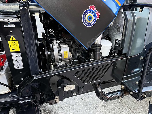 Machinery / Agricultural Machines / Tractors / New Holland / T480s