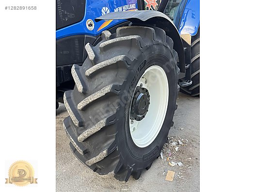 Machinery / Agricultural Machines / Tractors / New Holland / TR5.110