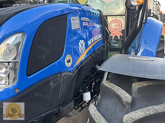 Machinery / Agricultural Machines / Tractors / New Holland / TR5.110