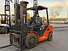 Machinery / Industrial / Carrying & Stacking Equipment / Forklifts / For Sale / Lonking