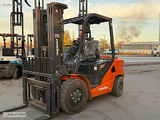 Machinery / Industrial / Carrying & Stacking Equipment / Forklifts / For Sale / Lonking