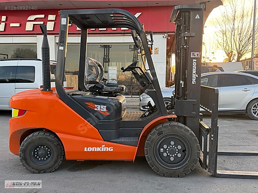 Machinery / Industrial / Carrying & Stacking Equipment / Forklifts / For Sale / Lonking