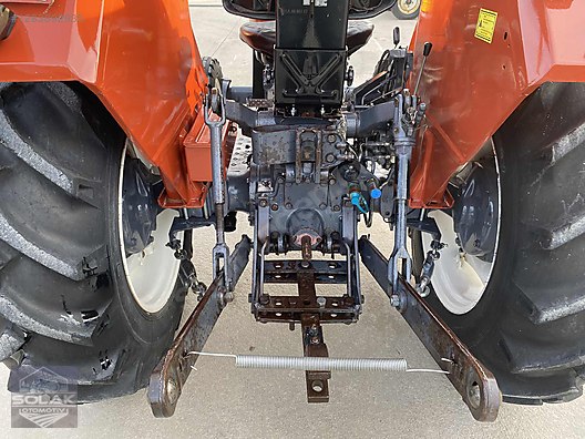 Machinery / Agricultural Machines / Tractors / New Holland / 54C