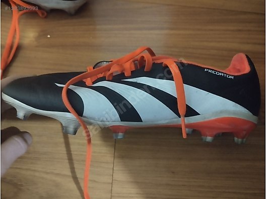 İkinci El ve Sıfır Alışveriş / Spor / Takım Sporları / Futbol / Krampon & Ayakkabı