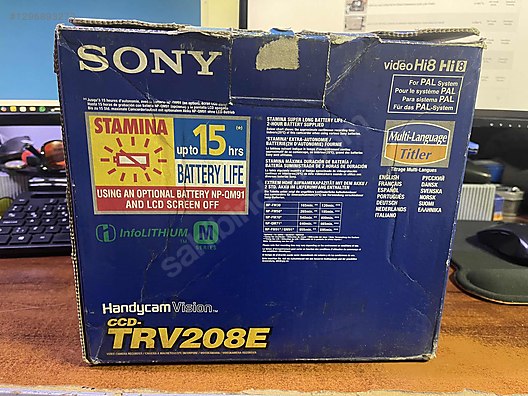 Retro Sony Handycam CCD-TRV208E PAL Hi8 Dijital Video Kamera on