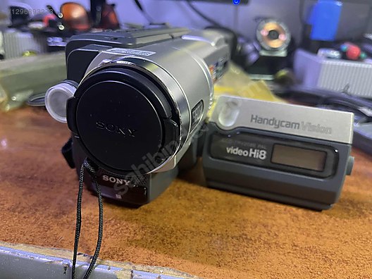 Retro Sony Handycam CCD-TRV208E PAL Hi8 Dijital Video Kamera