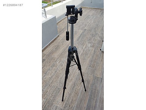 Test du trépied vidéo Neewer 74" TP37 : fluidité et stabilité