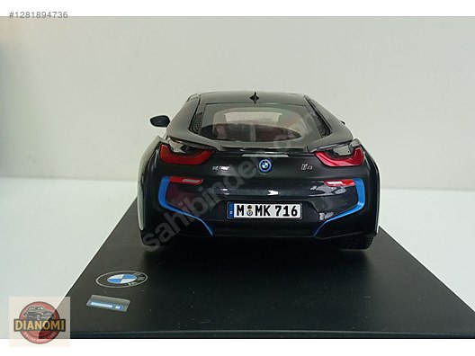 Paragon Diecast Model 1:18 BMW Araba