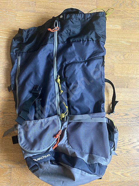 Decathlon ouutdor packback