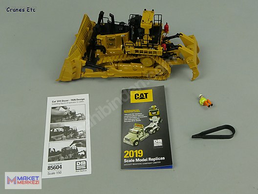 Diecast Masters Diecast Model 1/50 Caterpillar Dozer İş Makinesi