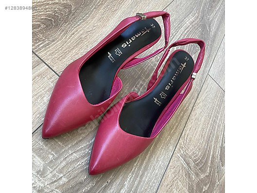 Used & Brand New Items / Clothing & Accessories / Women / Shoes / Classic Heels