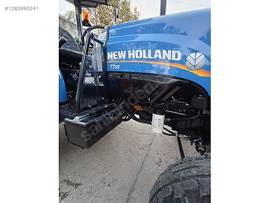 Machinery / Agricultural Machines / Tractors / New Holland / 54C