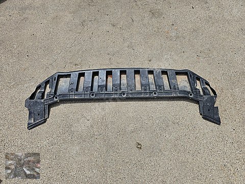 FORD FOCUS 4 ÖN TAMPON ALT MUHAFAZA ORJİNAL ÇIKMA JX7B8B384A