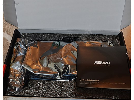 Used & Brand New Items / Computers / Desktops / Desktop Components / Graphics Cards