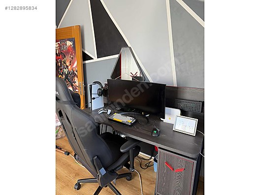 İkinci El ve Sıfır Alışveriş / Oyunculara Özel / Oyuncu Ekipmanları / Oyuncu Masası