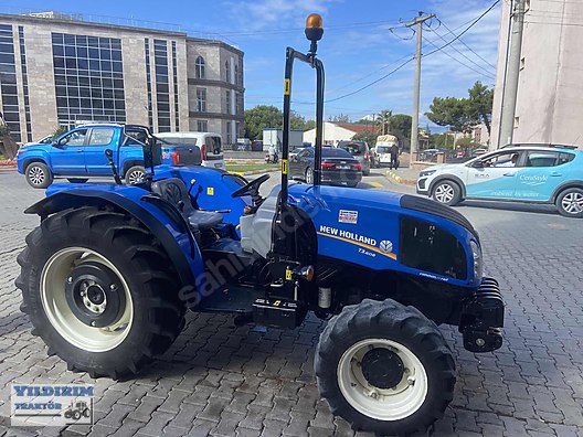 Machinery / Agricultural Machines / Tractors / New Holland / T3.60B