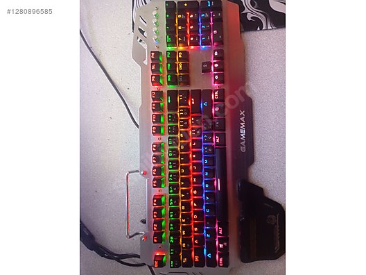 Used & Brand New Items / Gaming & Gamers Exclusive / Gaming Equipment / Gaming Keyboard