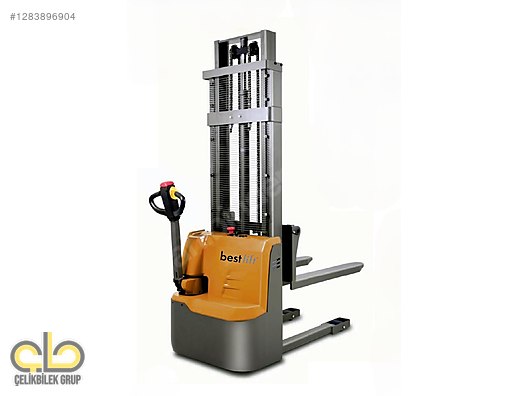 Machinery / Industrial / Carrying & Stacking Equipment / Stacking Machines