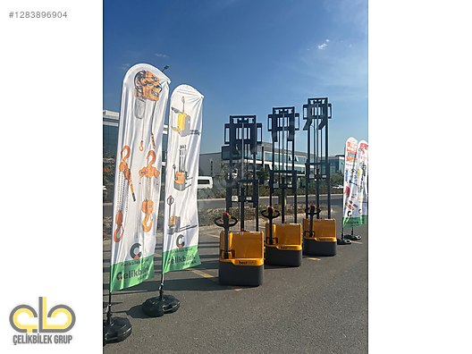 Machinery / Industrial / Carrying & Stacking Equipment / Stacking Machines