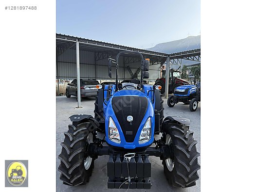 Machinery / Agricultural Machines / Tractors / New Holland / T3.70S