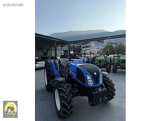 Machinery / Agricultural Machines / Tractors / New Holland / T3.70S