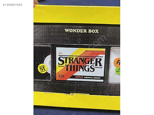NADİR! Panini Stranger Things Wonder Box (VHS Metal Kutu on