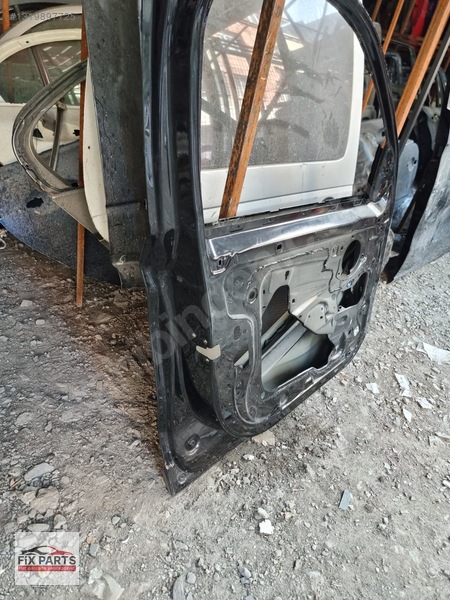 1101410868 – BMW X SERİSİ F48 SOL ON KAPİ CİKMA ORJİNAL