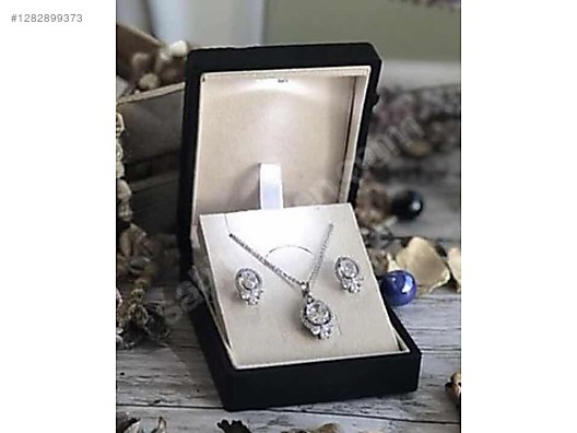 İkinci El ve Sıfır Alışveriş / Takı & Mücevher / Aksesuar / Takı Kutusu