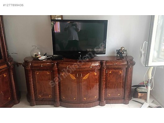 İkinci El ve Sıfır Alışveriş / Antika / Mobilya / Yemek Odası / Antika Büfe & Vitrin