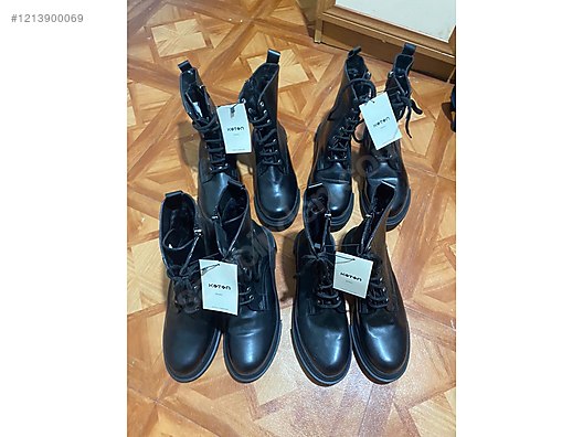 Used & Brand New Items / Clothing & Accessories / Women / Shoes / Classic Heels