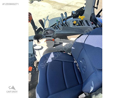 Machinery / Agricultural Machines / Tractors / New Holland / TR6.135S