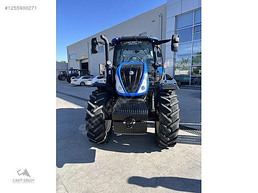 Machinery / Agricultural Machines / Tractors / New Holland / TR6.135S