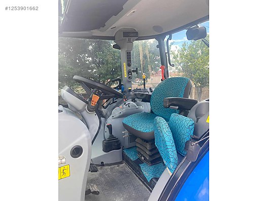 Machinery / Agricultural Machines / Tractors / New Holland / TR5.115